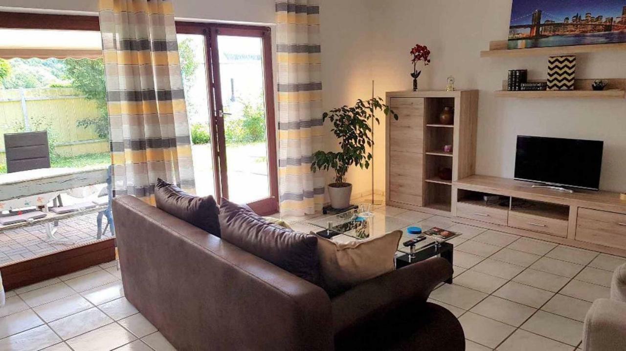 Ferienwohnung Raithel Schwarzenbach an der Saale Bagian luar foto